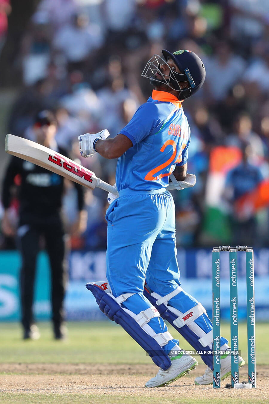 India crush NZ by 7 wickets to win ODI series